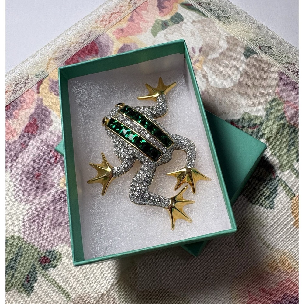 Vintage 80s 90s Rhinestone Frog Brooch Pin Emerald Baguette Crown 2.5" Box